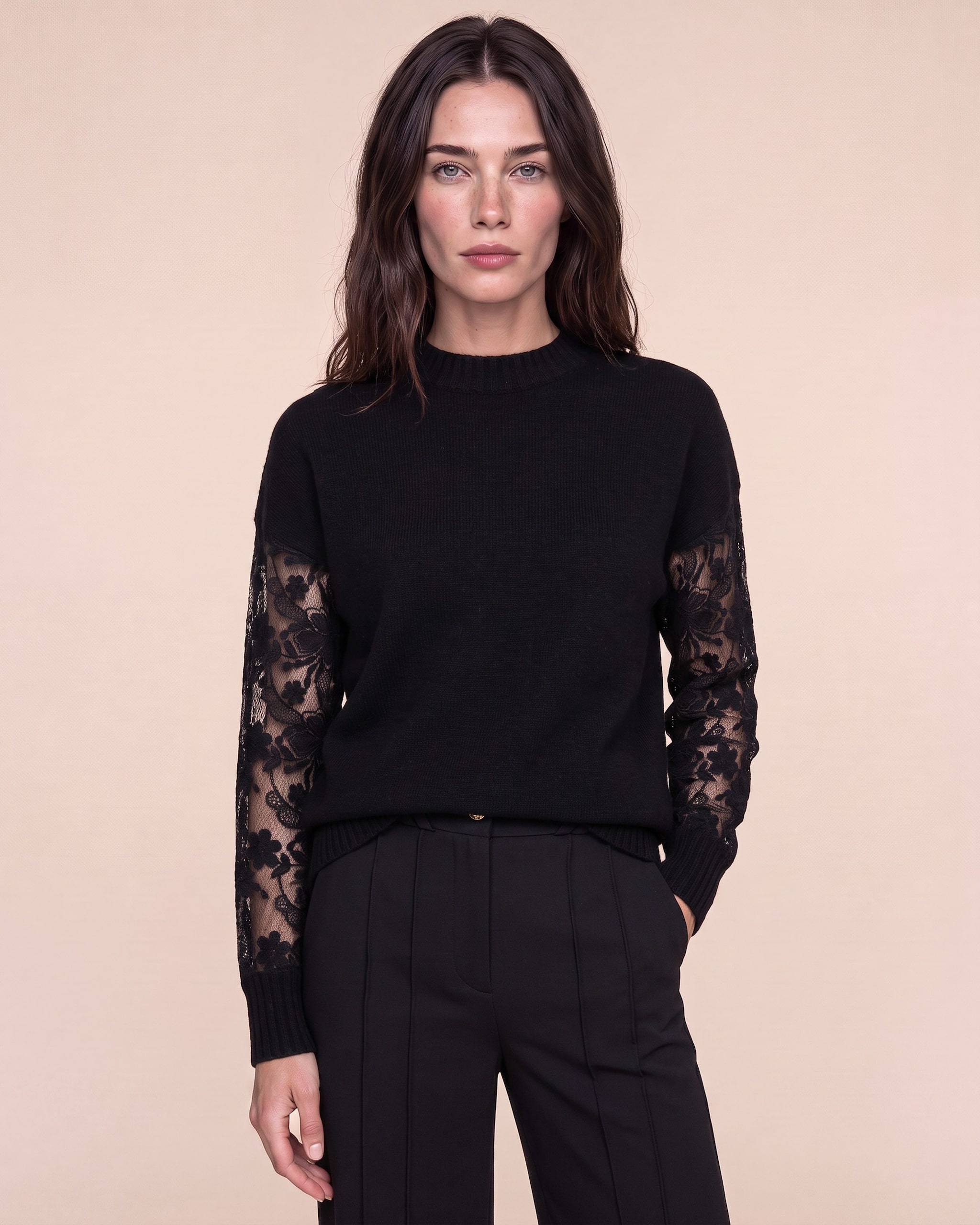 Produktabbildung für Pullover mit Spitzenärmeln