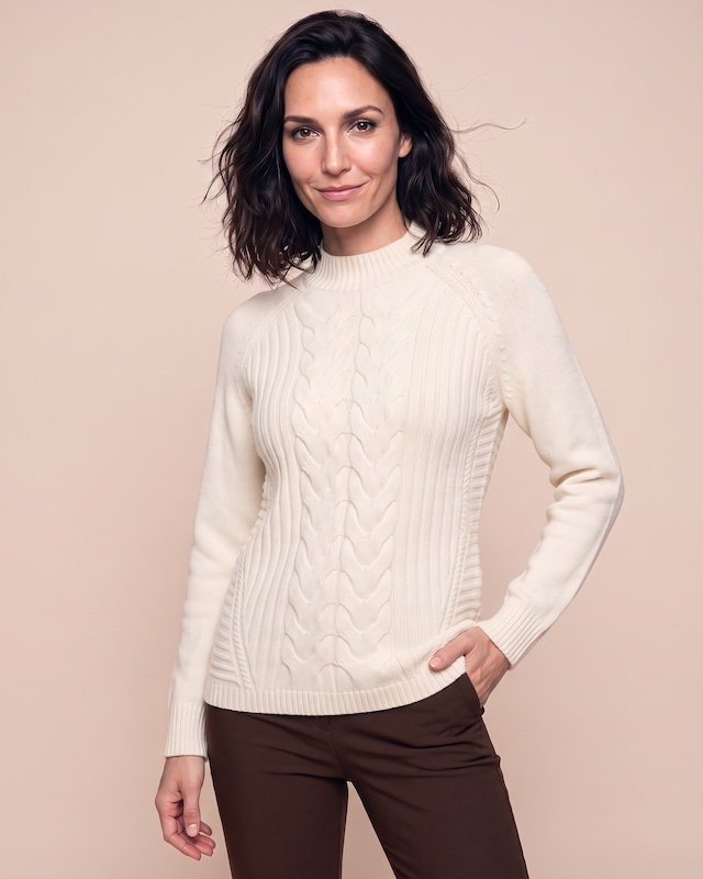 Pullover mit Zopfmuster und Stehkragen