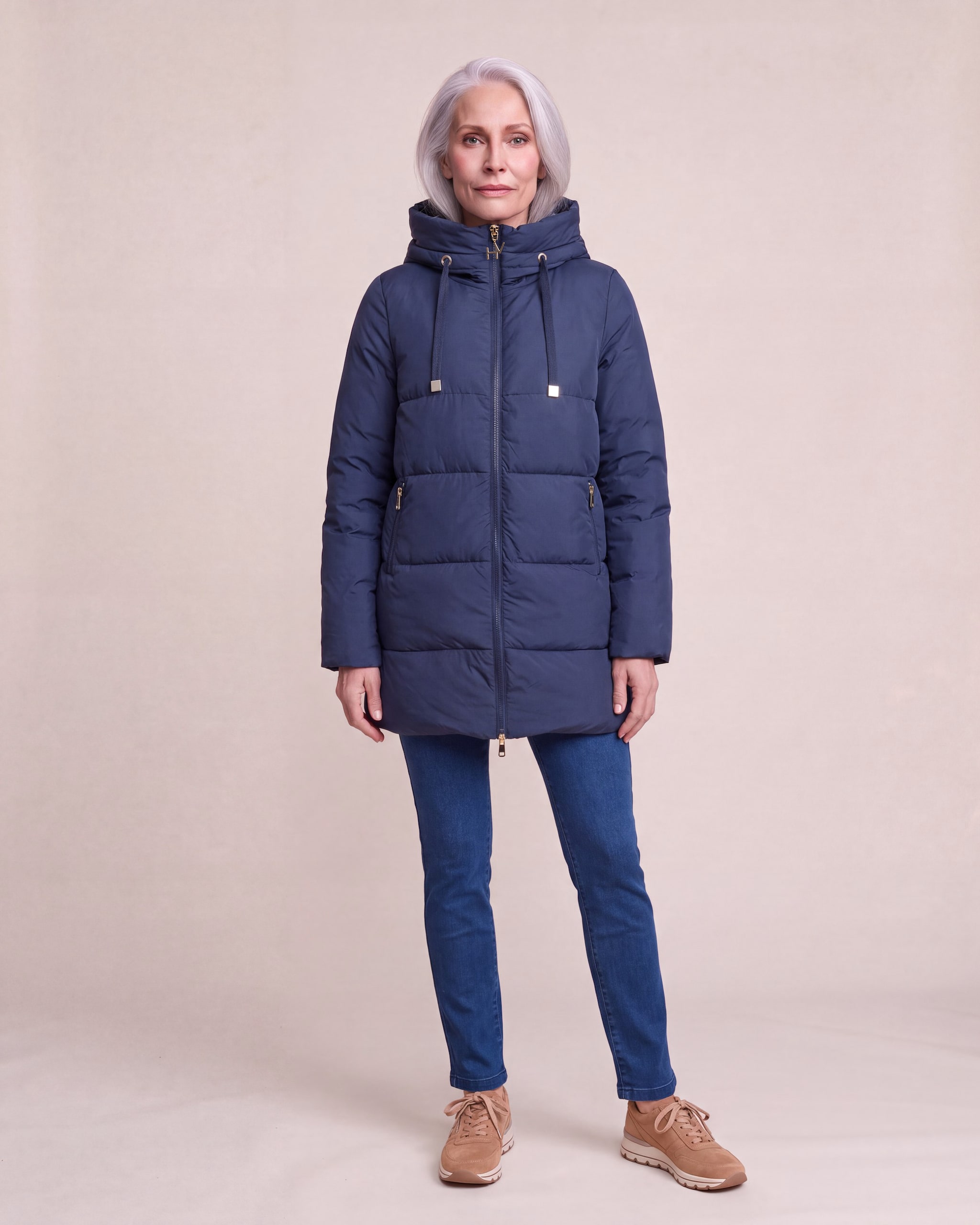 Produktabbildung für Steppjacke Long mit Kapuze