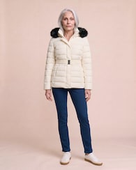 Produktabbildung für Steppjacke mit Webpelz-Kapuze
