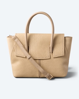 Produktabbildung für Handtasche mit Magnetverschluss