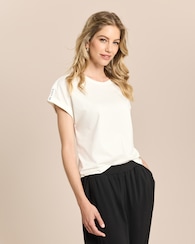 Produktabbildung für T-Shirt mit Ärmeldetail und Print