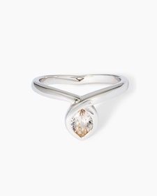 Produktabbildung für Ring mit Zirkon