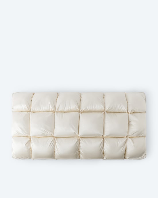 Produktabbildung für Charmeuse Kassettensteppkissen
