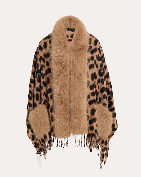 Produktabbildung für Webpelzponcho im Animal-Design