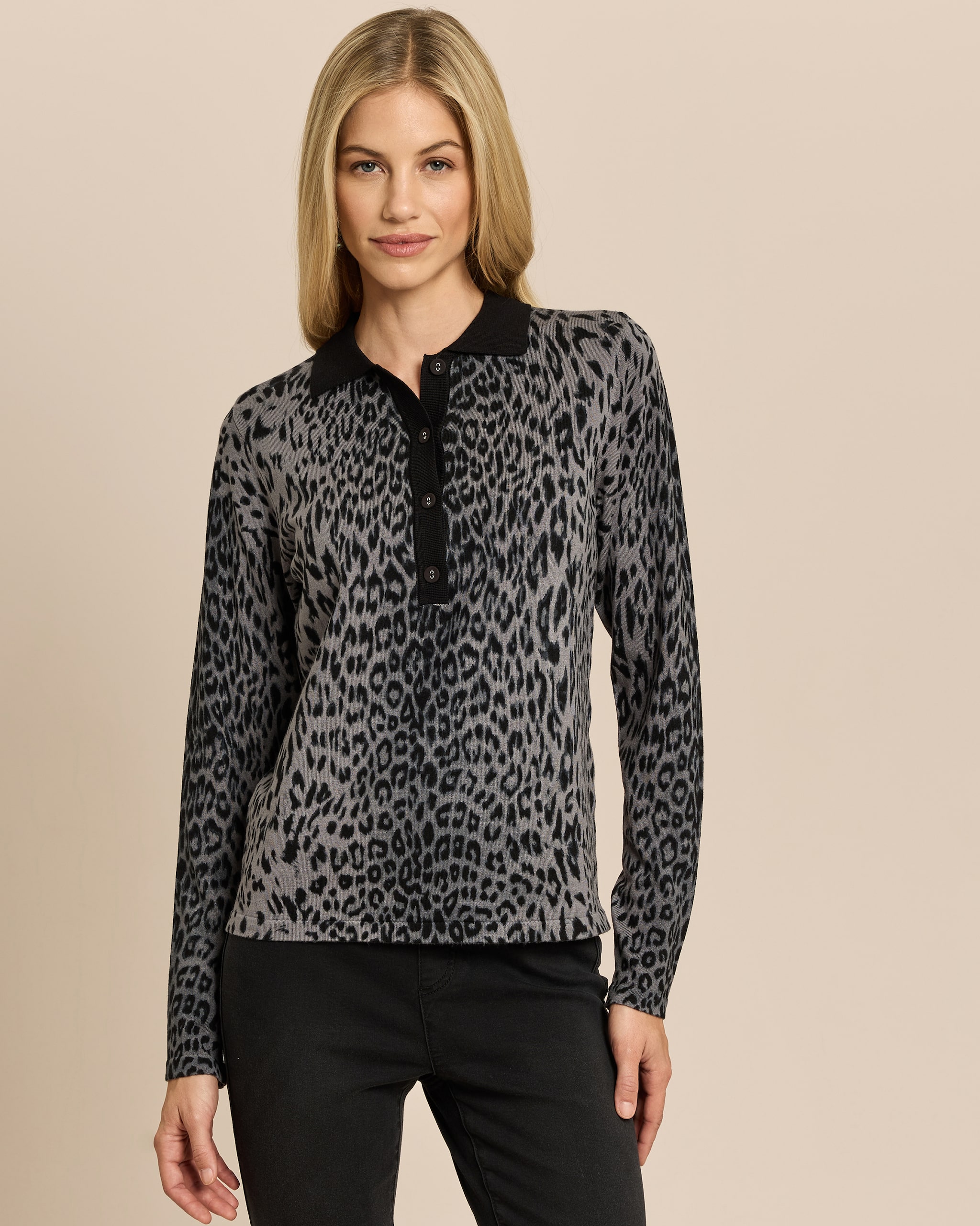 Produktabbildung für Pullover mit Polokragen