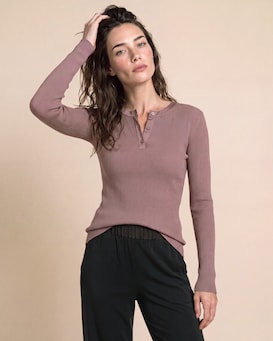 Produktabbildung für Strickshirt mit Satindetail