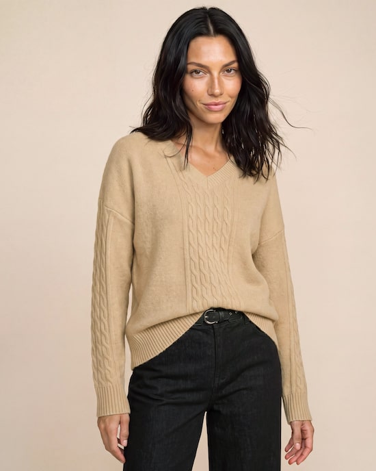 Produktabbildung für Strickpullover mit Zopfmuster