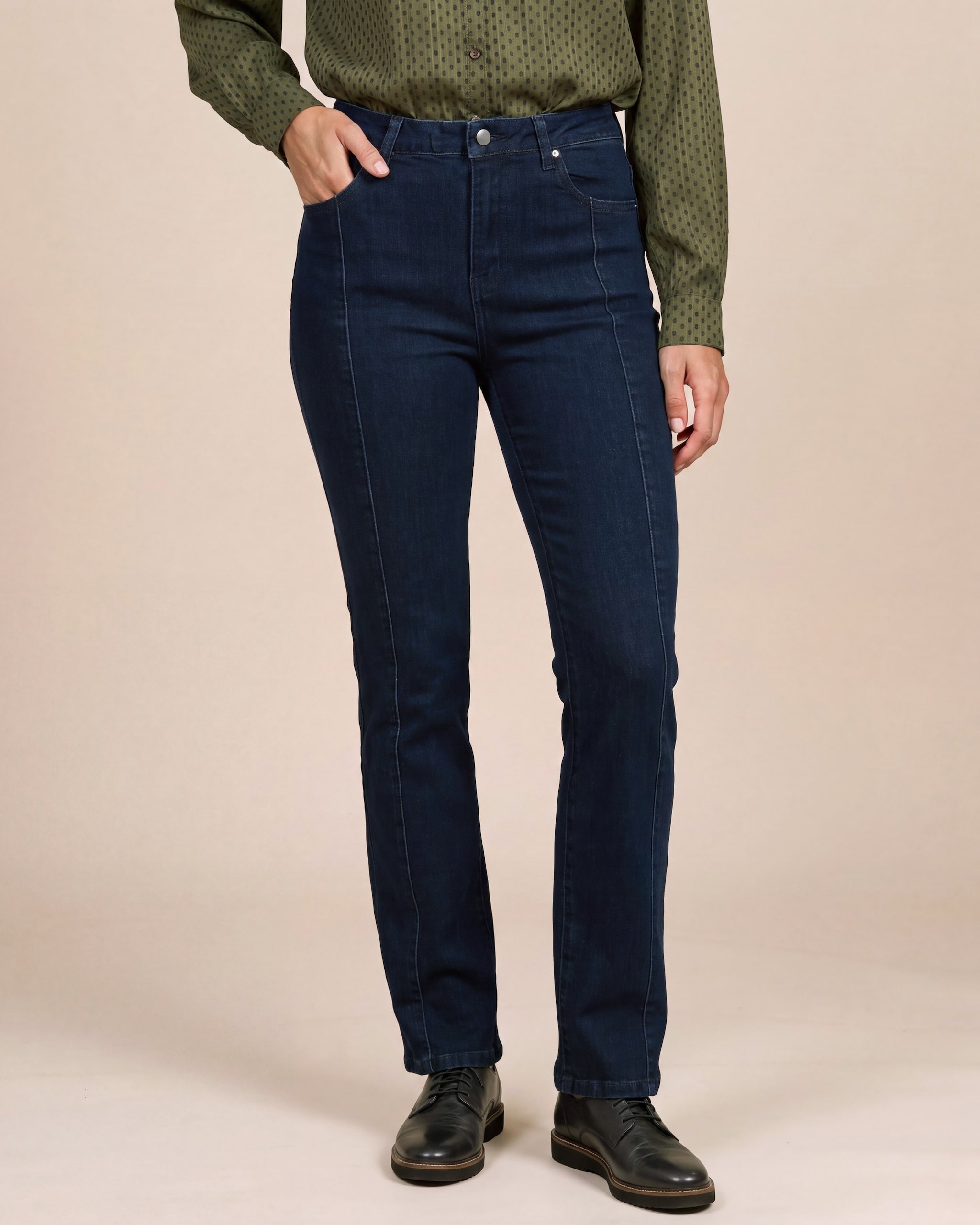 Produktabbildung für Straight Leg Jeans mit Stickerei