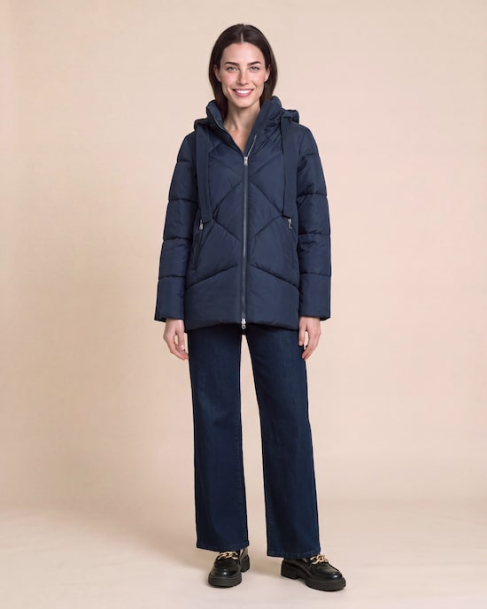 Produktabbildung für Steppjacke mit Kapuze