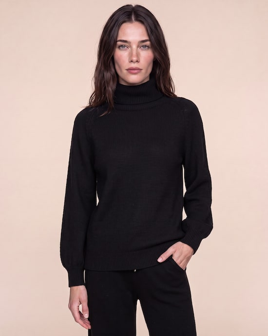 Produktabbildung für Pullover mit Zopfdetail