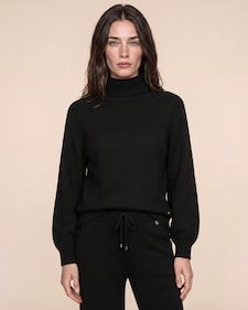 Produktabbildung für Pullover mit Zopfdetail