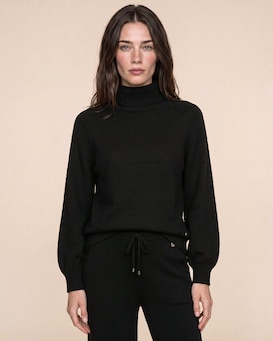Produktabbildung für Pullover mit Zopfdetail