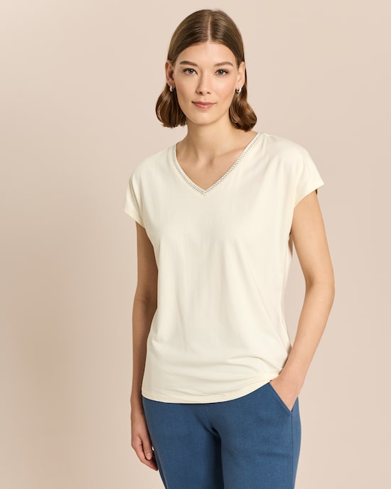 Produktabbildung für Basic Shirt mit Stickerei