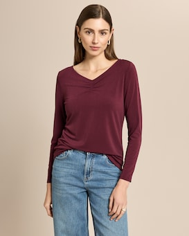 Produktabbildung für Shirt mit gerafftem Ausschnitt