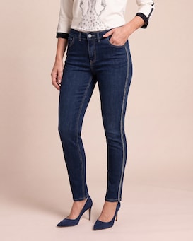Produktabbildung für Slim Fit Jeans mit Strassdeko