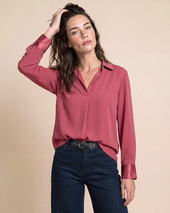Produktabbildung für Bluse mit besonderem Kragen