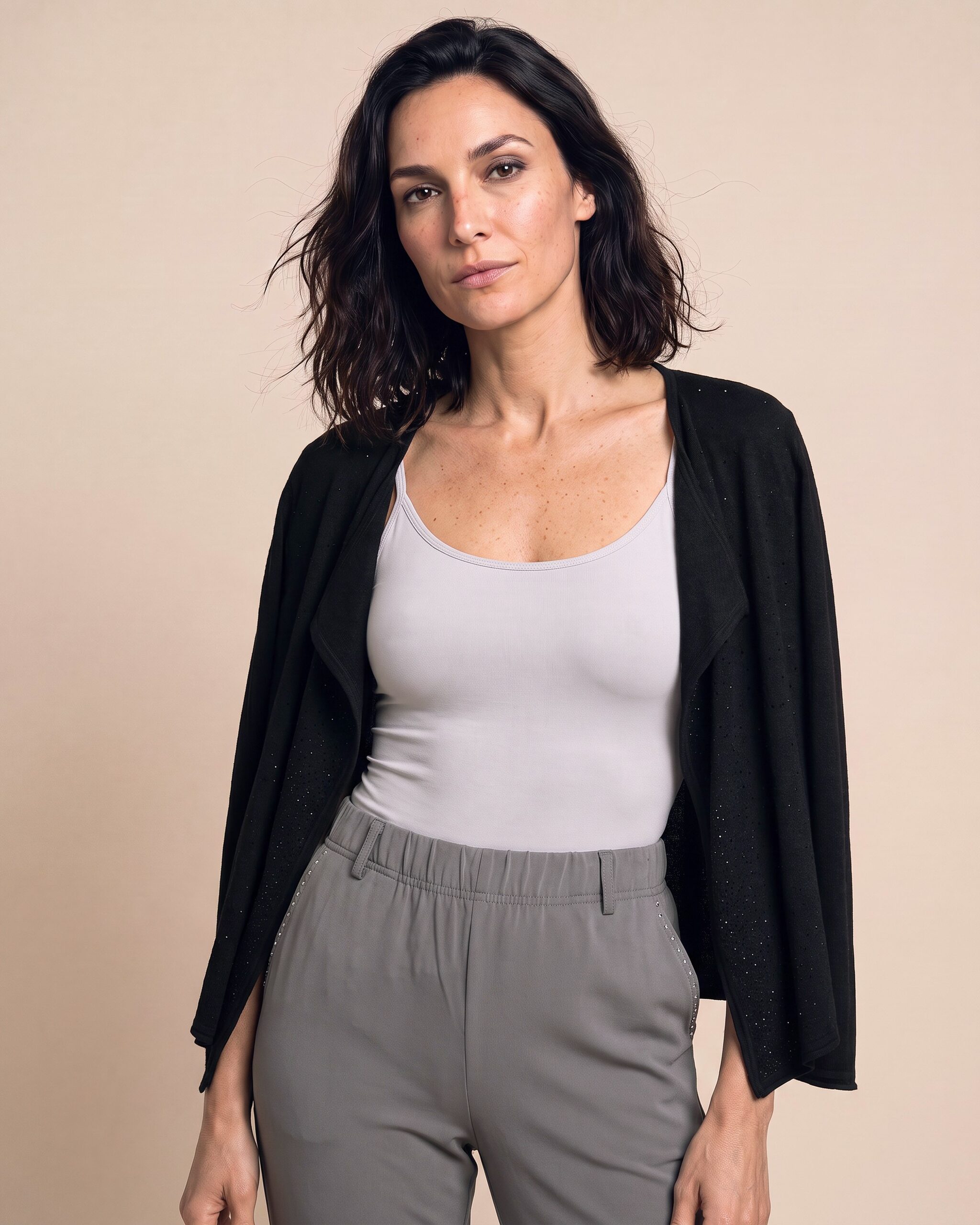 Produktabbildung für Cardigan mit Strass