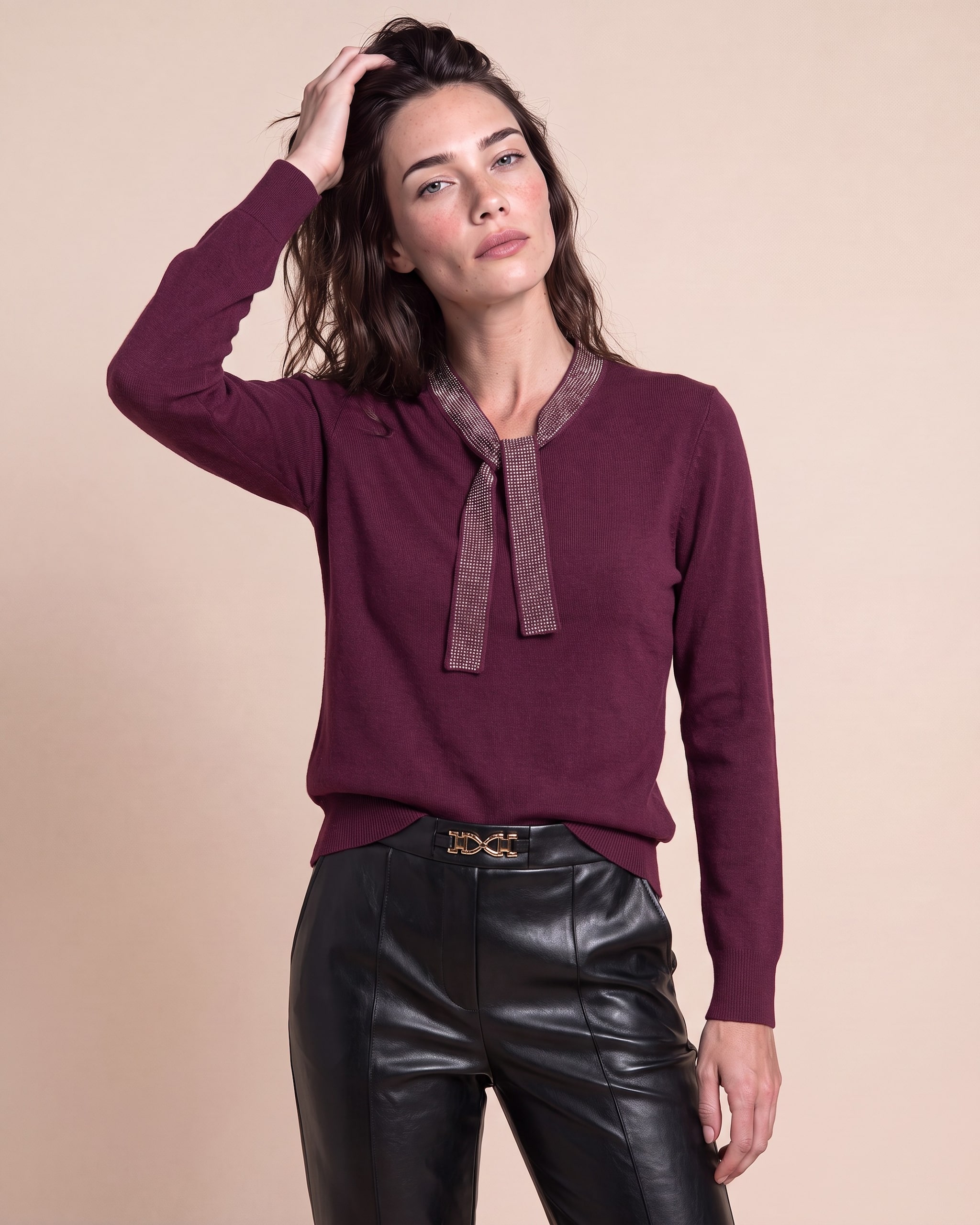 Produktabbildung für Pullover mit Strass und Bindeband