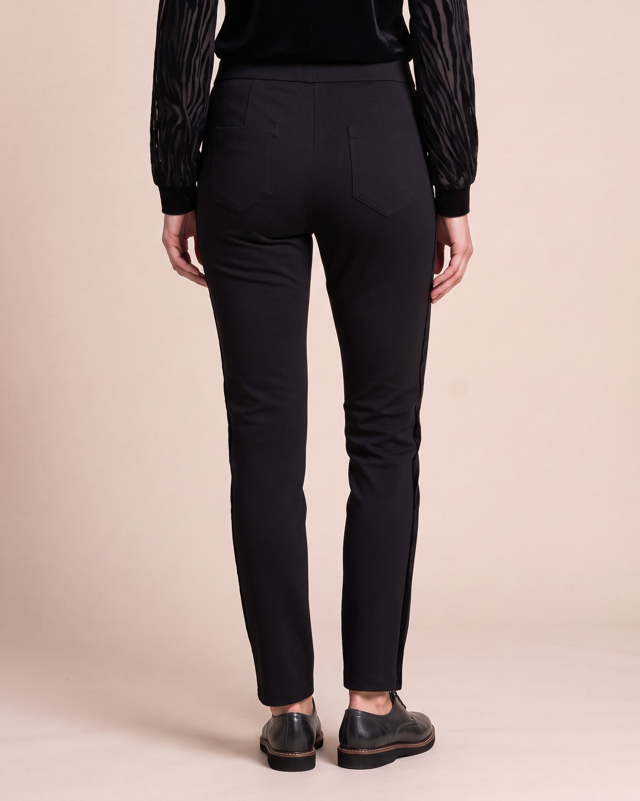 Produktabbildung für Straight Leg Hose mit Samtstreifen