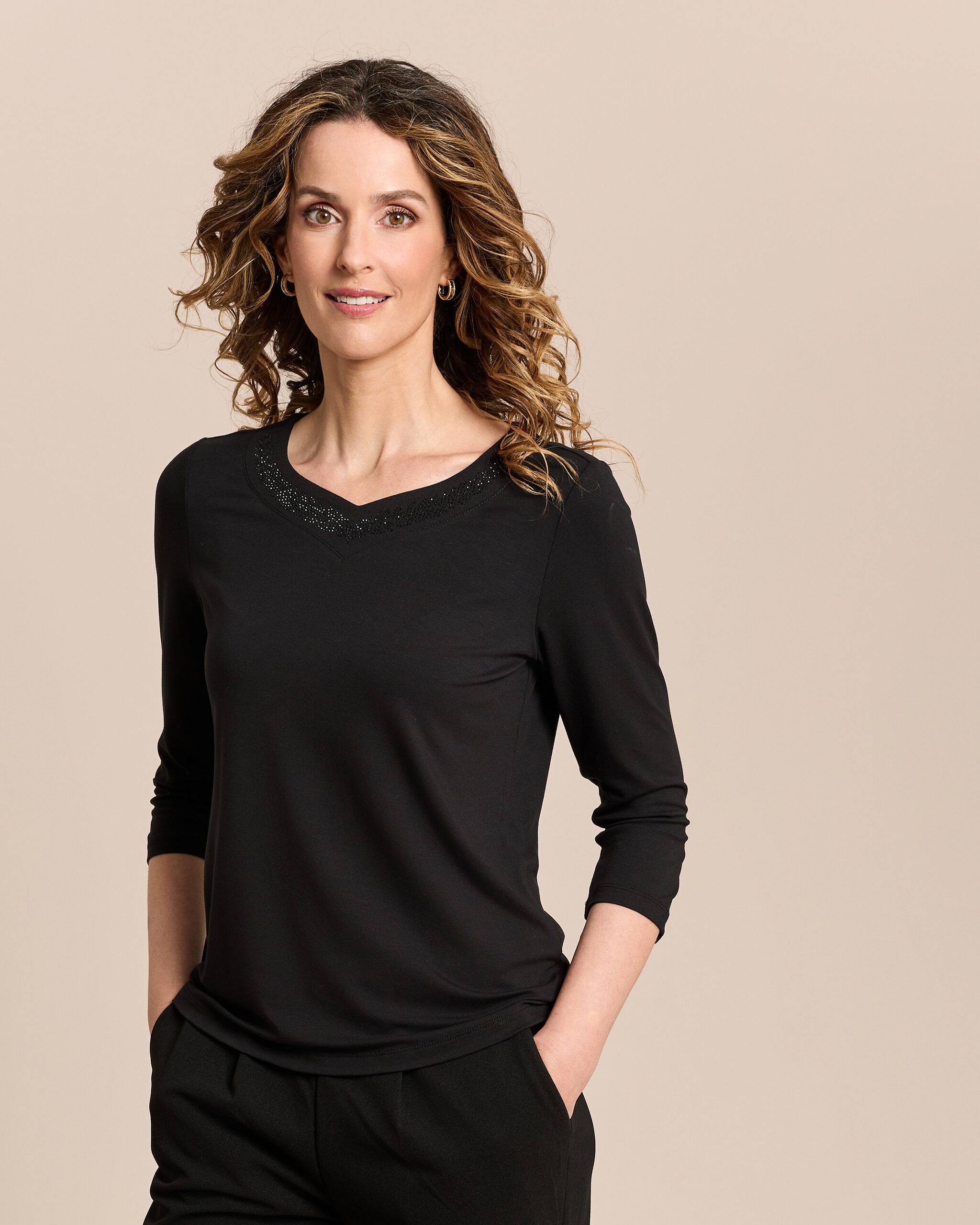 Produktabbildung für Shirt mit Strassdeko