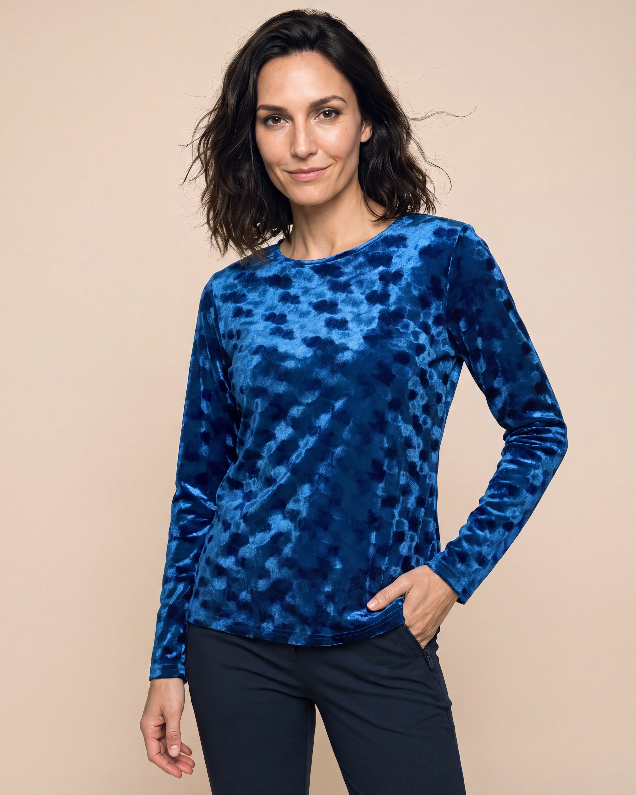 Produktabbildung für Samt-Shirt mit Muster