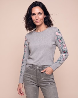 Produktabbildung für Pullover mit Blütenstickerei