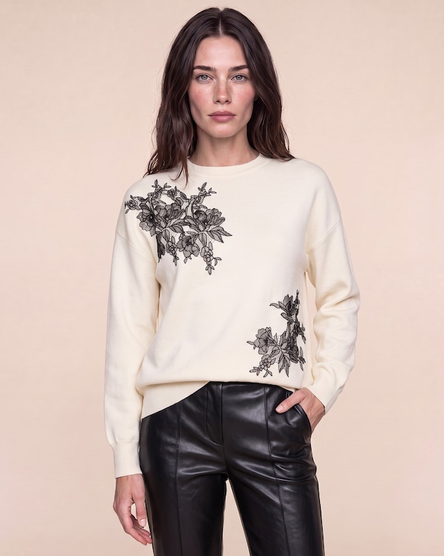 Pullover mit Spitzenapplikation
