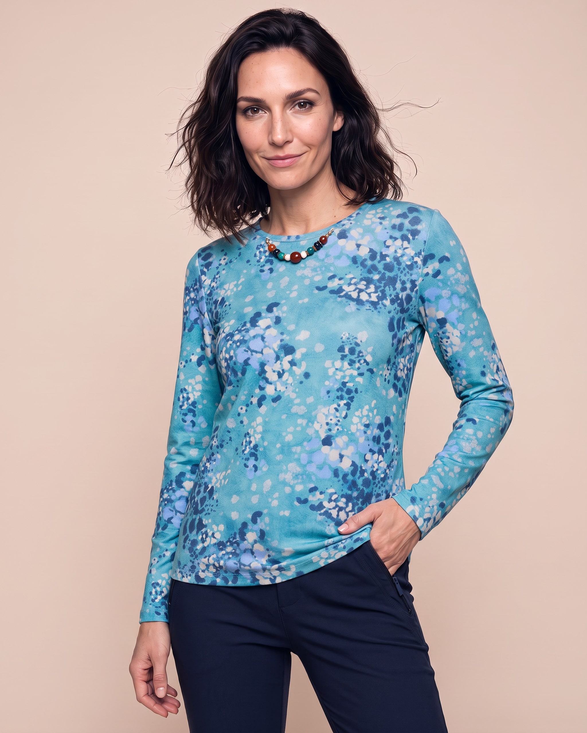 Produktabbildung für Shirt Feinstrick-Optik mit Ketten-Accessoire