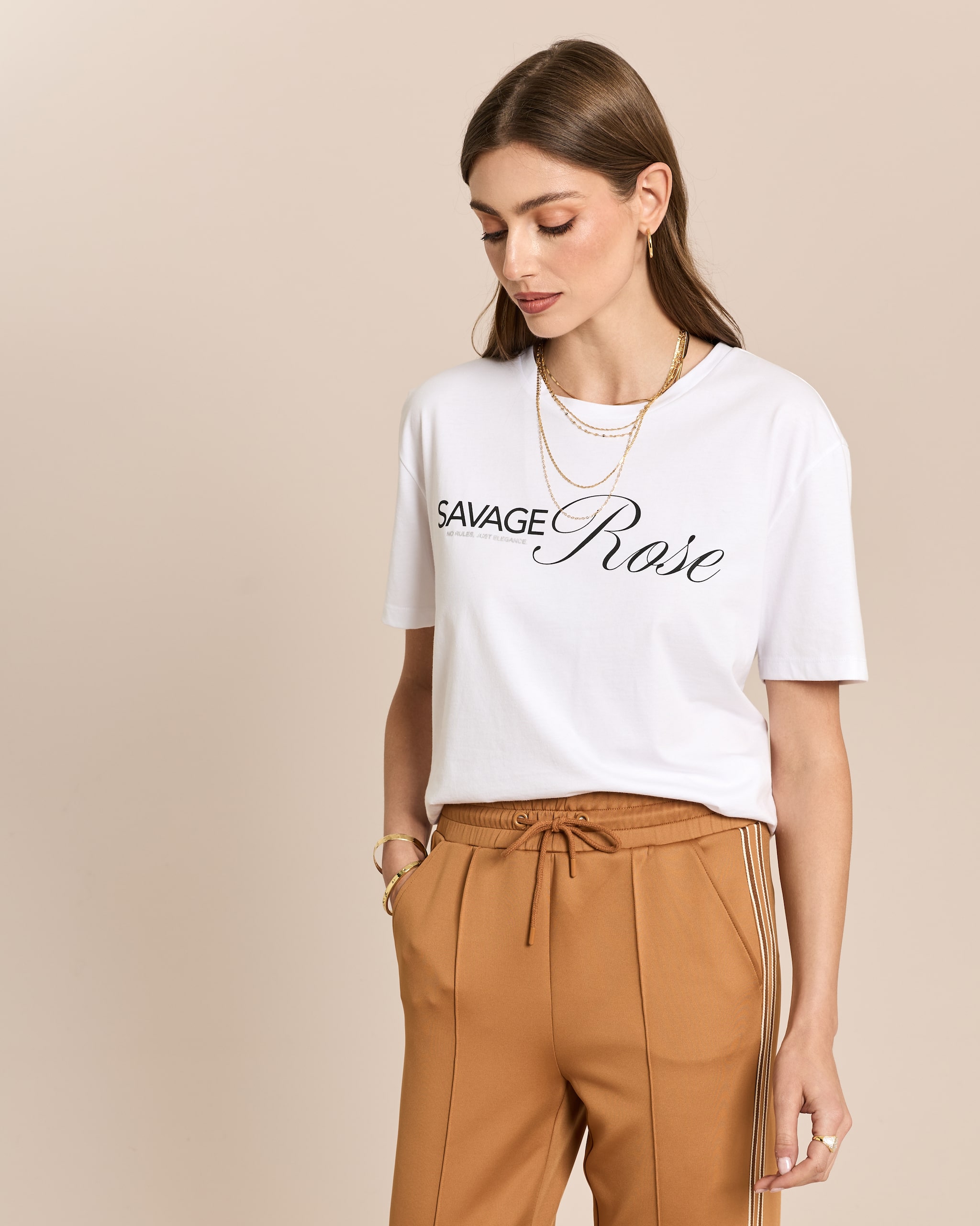 Produktabbildung für T-Shirt mit Schriftzug