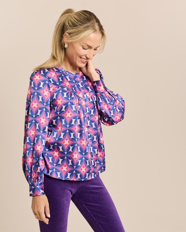 Bluse mit Knopfleiste