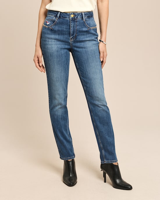 Produktabbildung für Slim Fit Jeans mit Dekoration