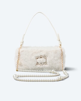 Produktabbildung für Felltasche mit Perlenkette