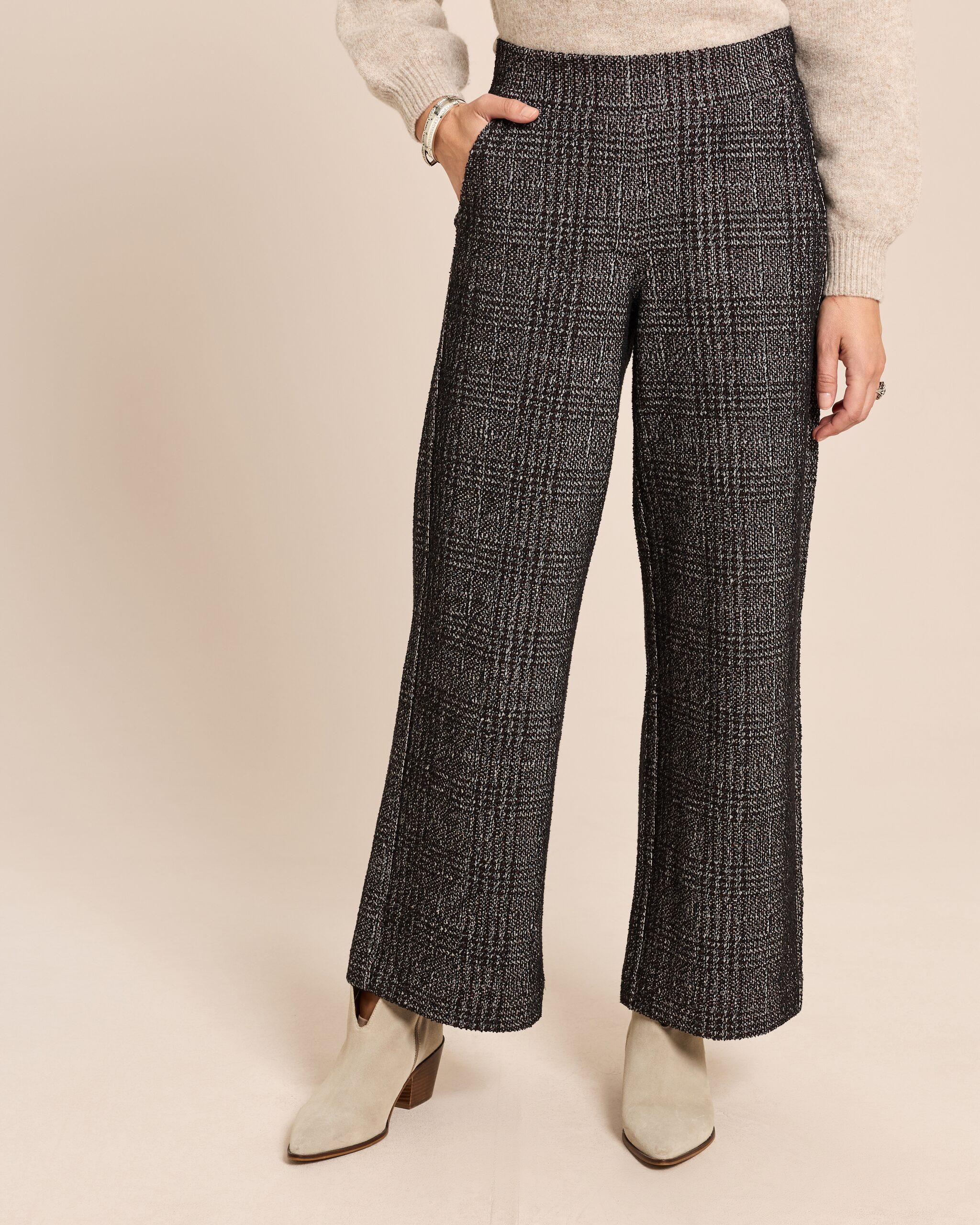 Produktabbildung für Wide Leg Hose mit Rundumdehnbund